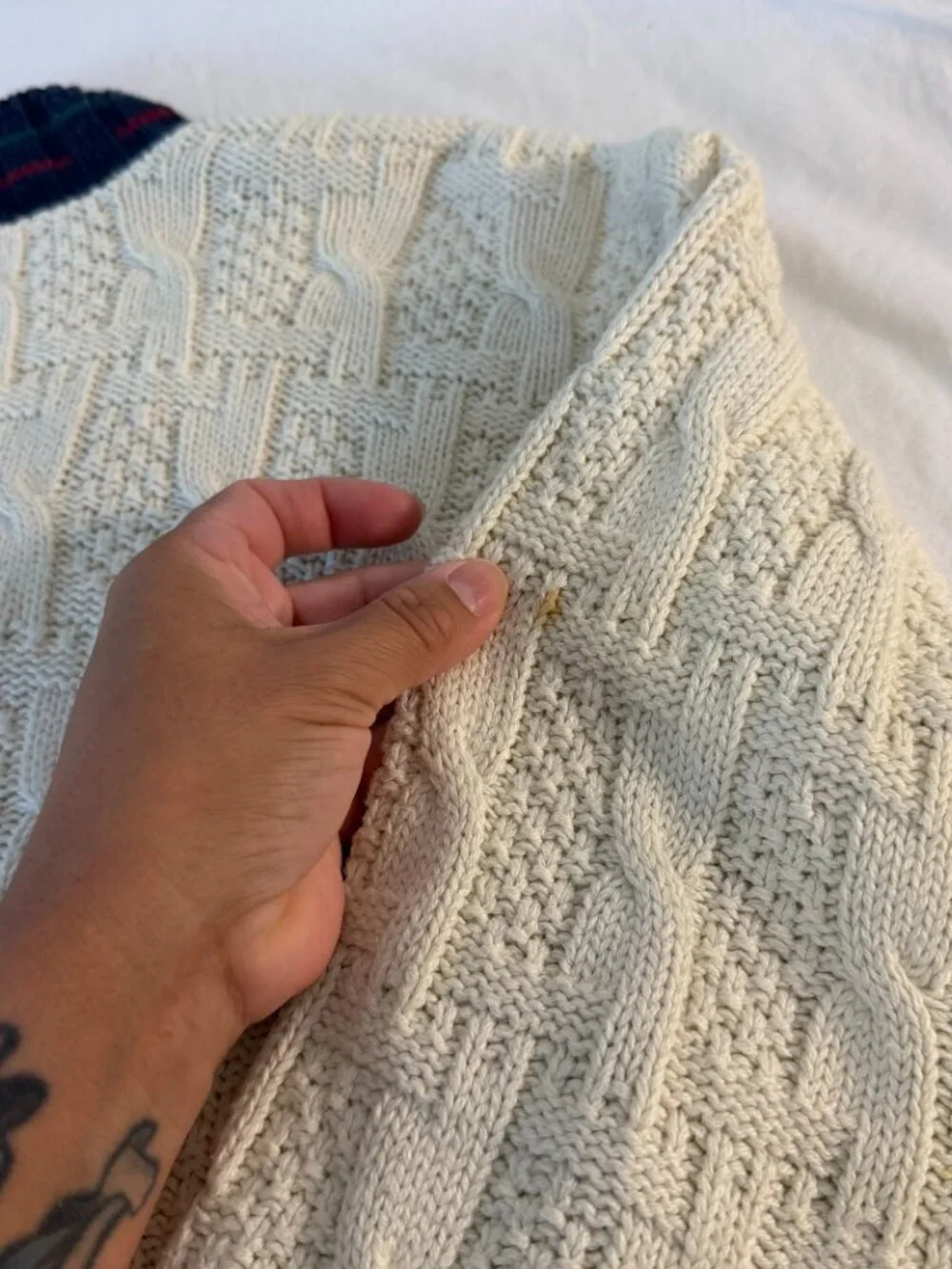 Vintage Hampton Bay Trading Co Cable Knit Sweater Mens L 100% Cotton USA V Neck